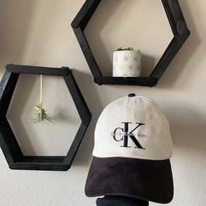Calvin Klein jeans dad hat